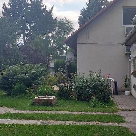 Szepvoelgyi Apartmanhaz Siofok Exterior photo